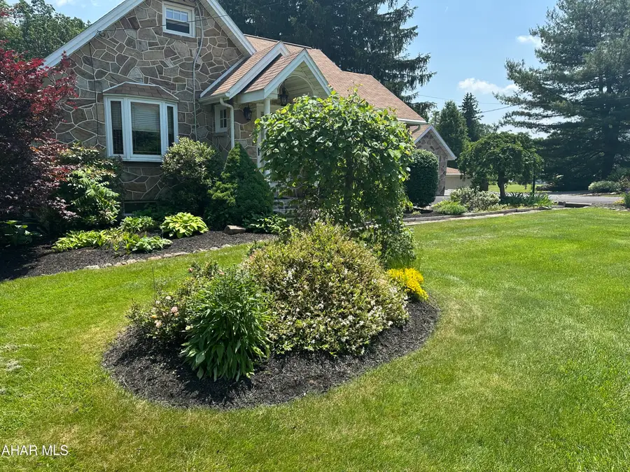 328 Avalon Road, Altoona, PA 16601 - #2