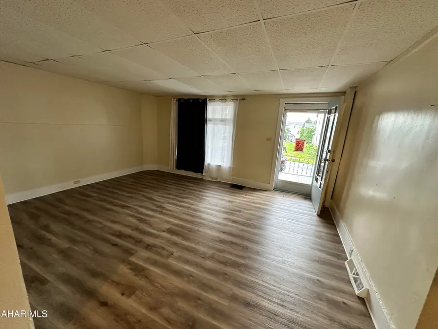 305 2nd Avenue, Altoona, PA 16602 - #3