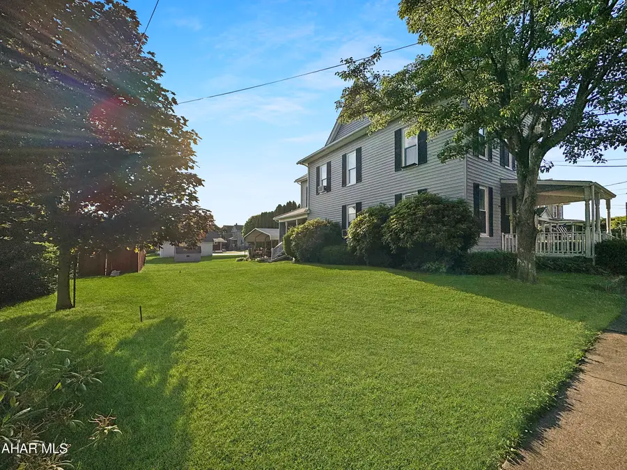 521 N Julian Street, Ebensburg, PA 15931 - #3