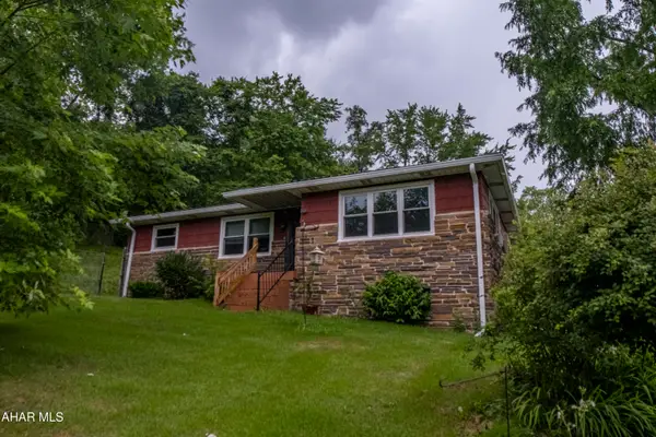 315 Munster Road, Portage, PA 15946