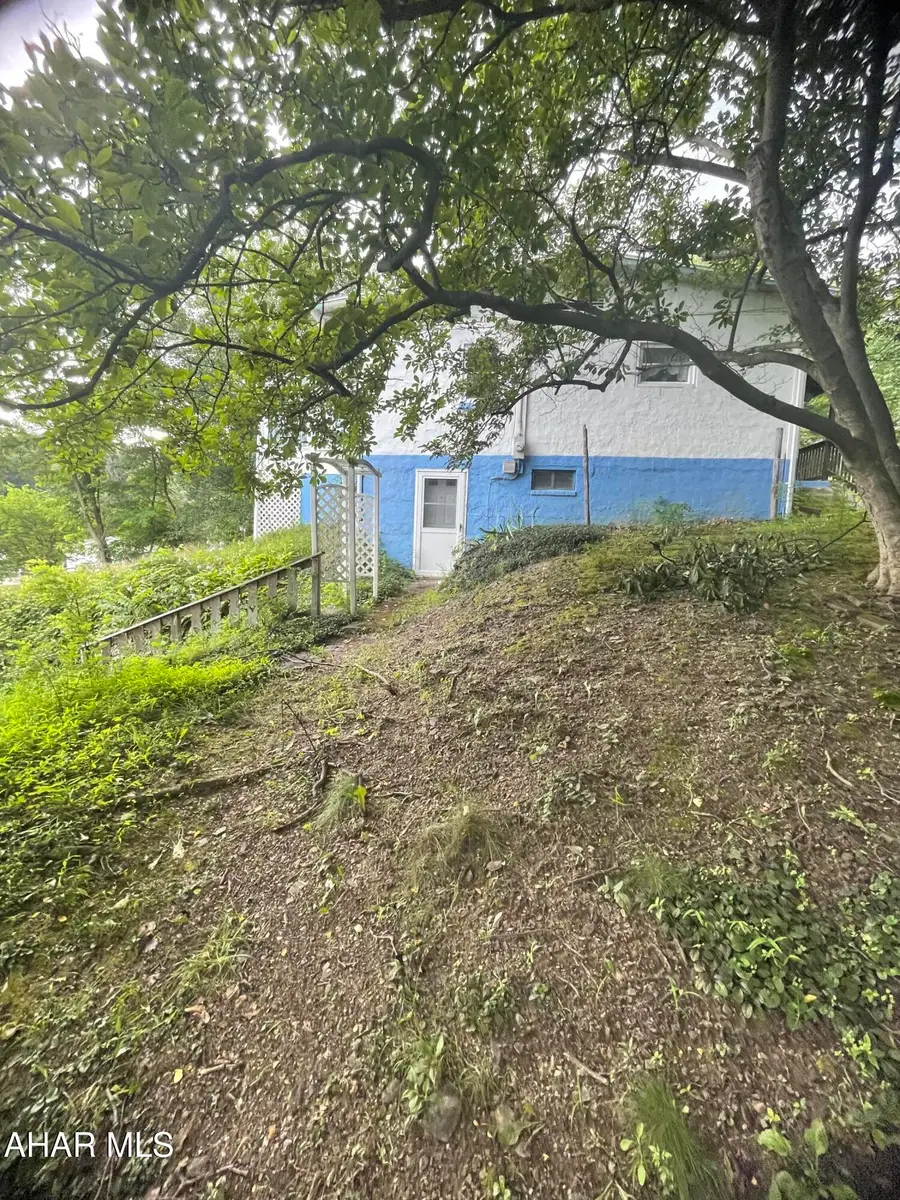 245 Harmony Drive, Altoona, PA 16601 - #3