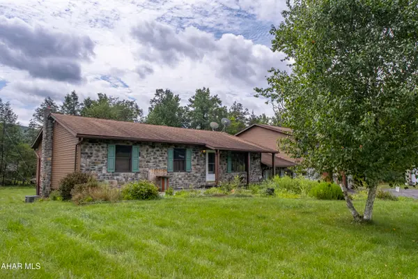 4559 Scotch Valley Road, Hollidaysburg, PA 16648