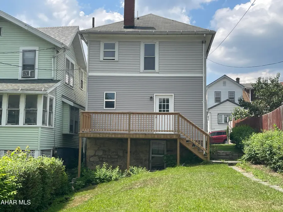 1511 20th Avenue, Altoona, PA 16601 - #2