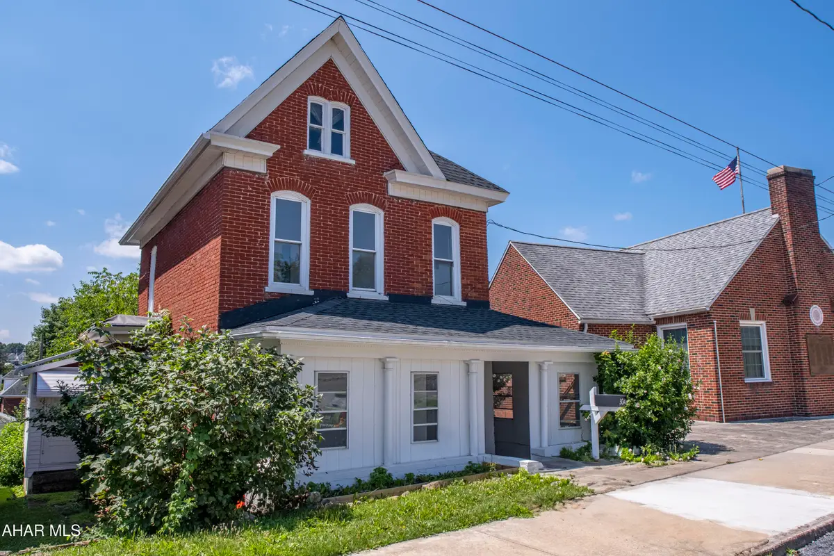 304 Poplar Street, Roaring Spring, PA 16673 - #1