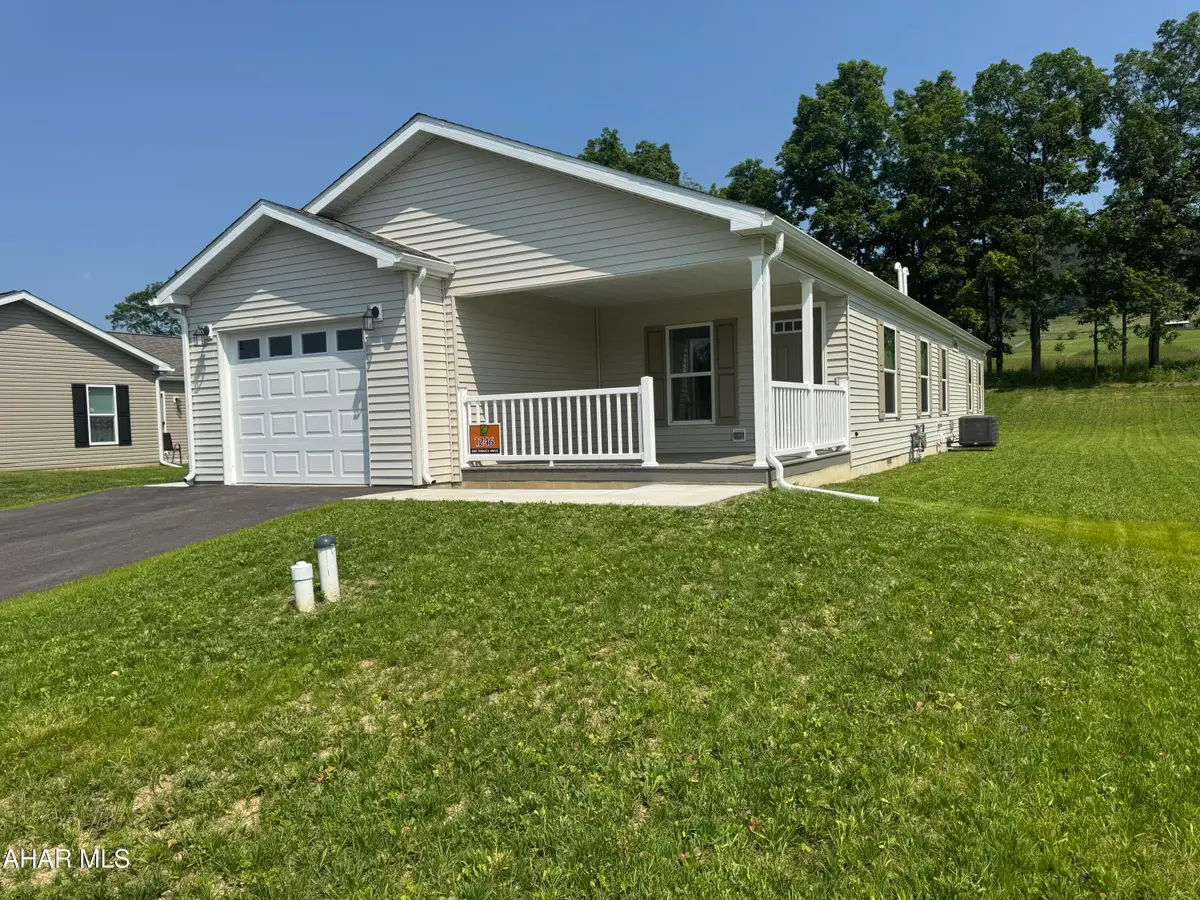 1246 Oak Terrace Drive, Martinsburg, PA 16662 - #1