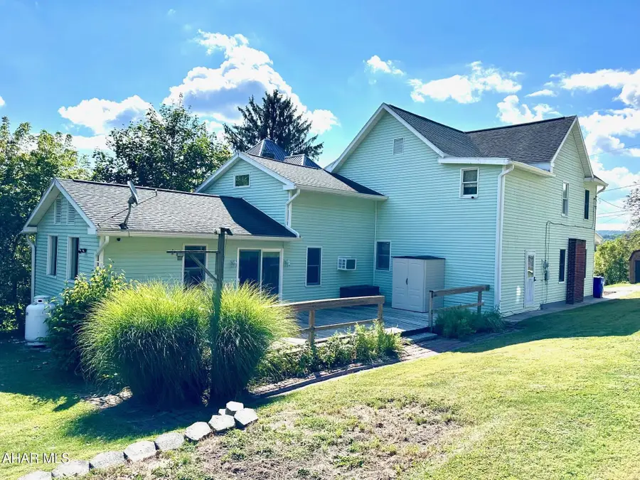 25 W 2nd Street, Everett, PA 15537 - #3