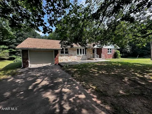 1217 Barton Road, Breezewood, PA 15533 - #1