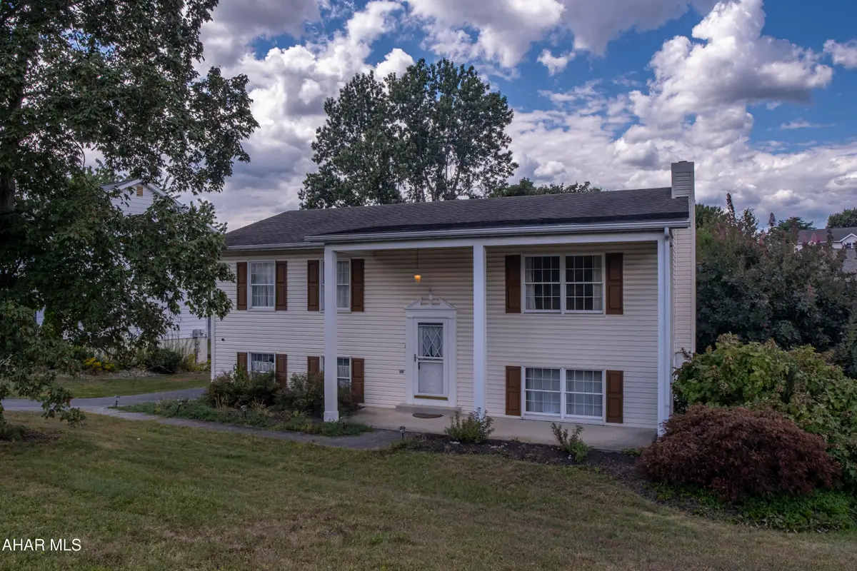 808 Peachdale Lane, Duncansville, PA 16635 - #1