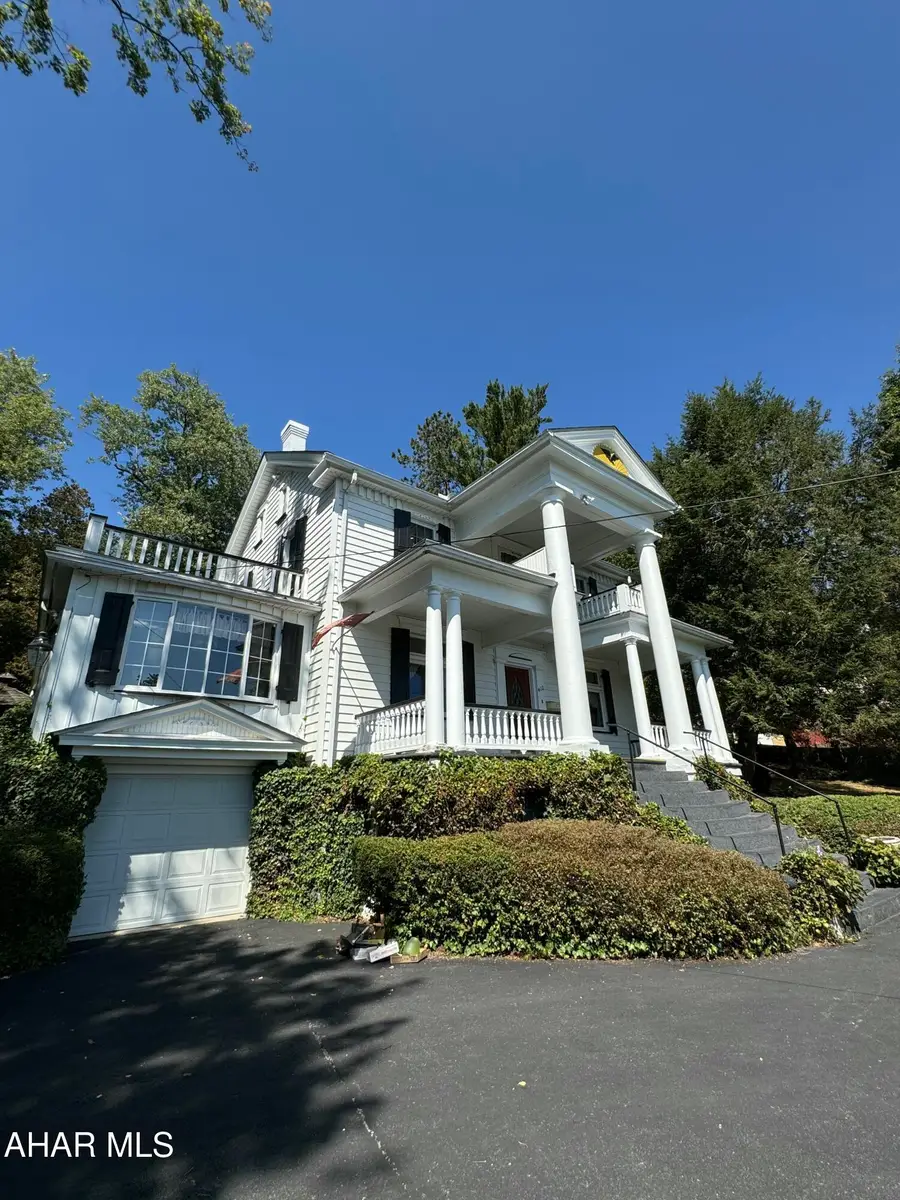 410 28th Avenue, Altoona, PA 16601 - #3