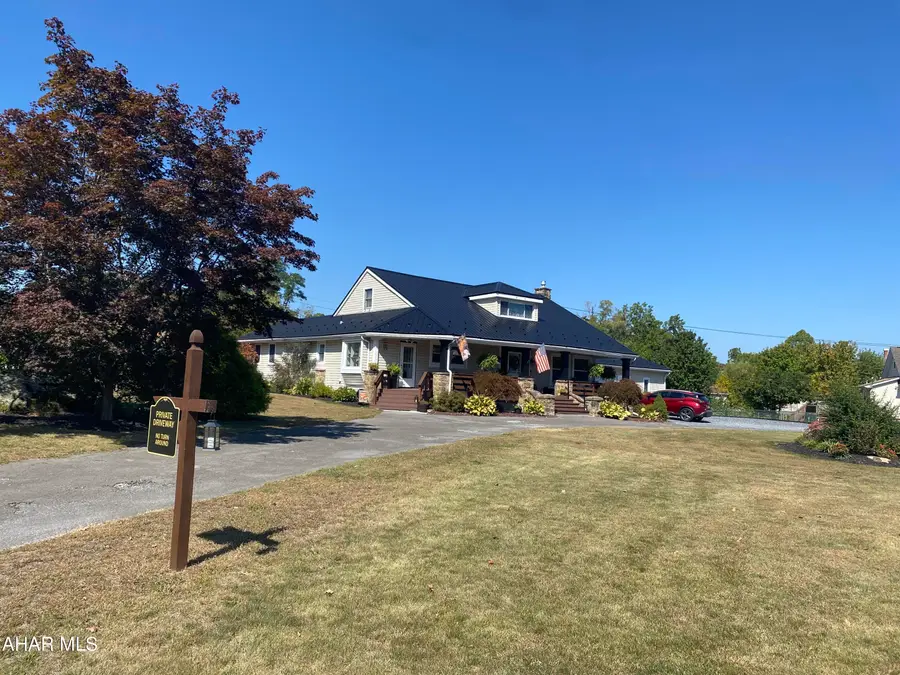 605 13th Street, Duncansville, PA 16635 - #2