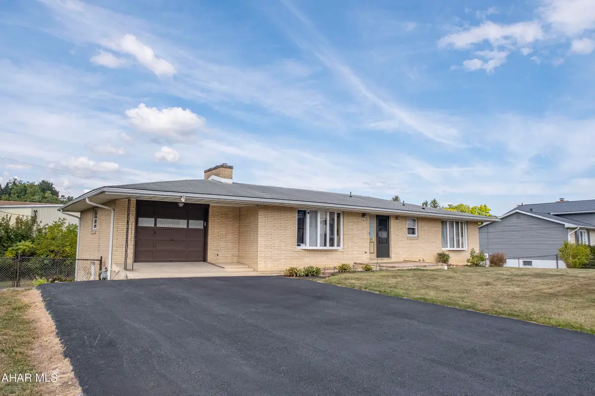 1212 Adams Avenue, Altoona, PA 16602 - #1