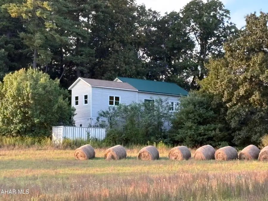 451 Mcdaniel Road, Everett, PA 15537 - #2