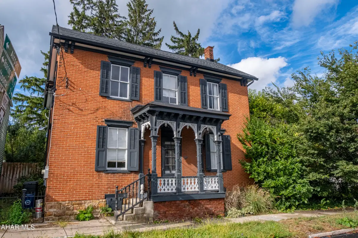 605 Blair Street, Hollidaysburg, PA 16648 - #1