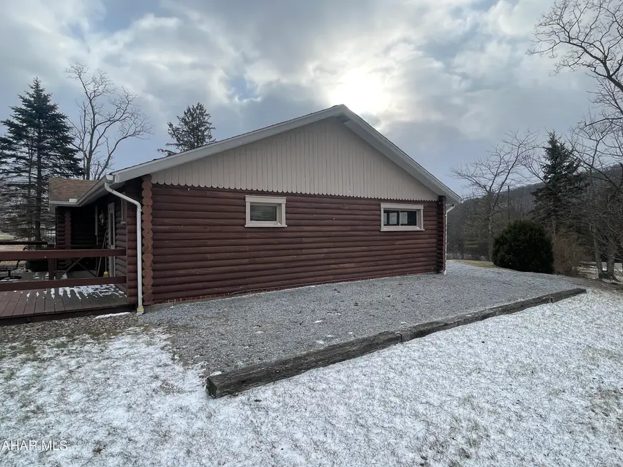 2042 Old Route 22, Duncansville, PA 16635 - #3