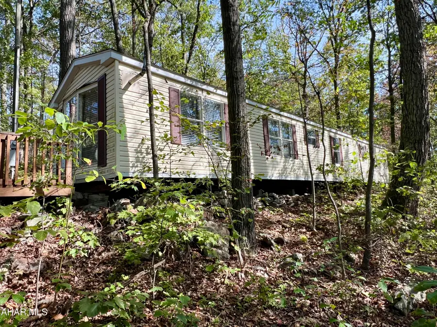 407 Woodlawn Drive, Breezewood, PA 15533 - #3