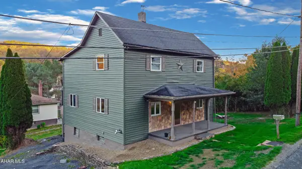 308 Saipan Avenue, Johnstown, PA 15902