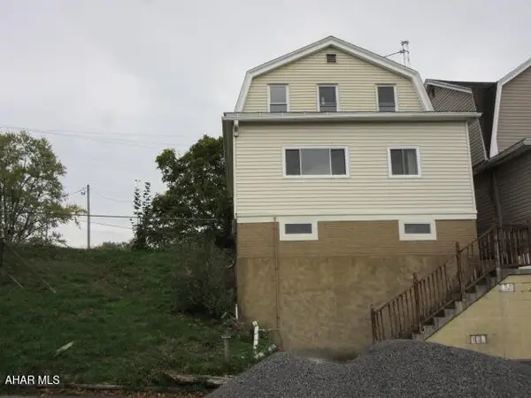 229 21st Avenue, Altoona, PA 16601