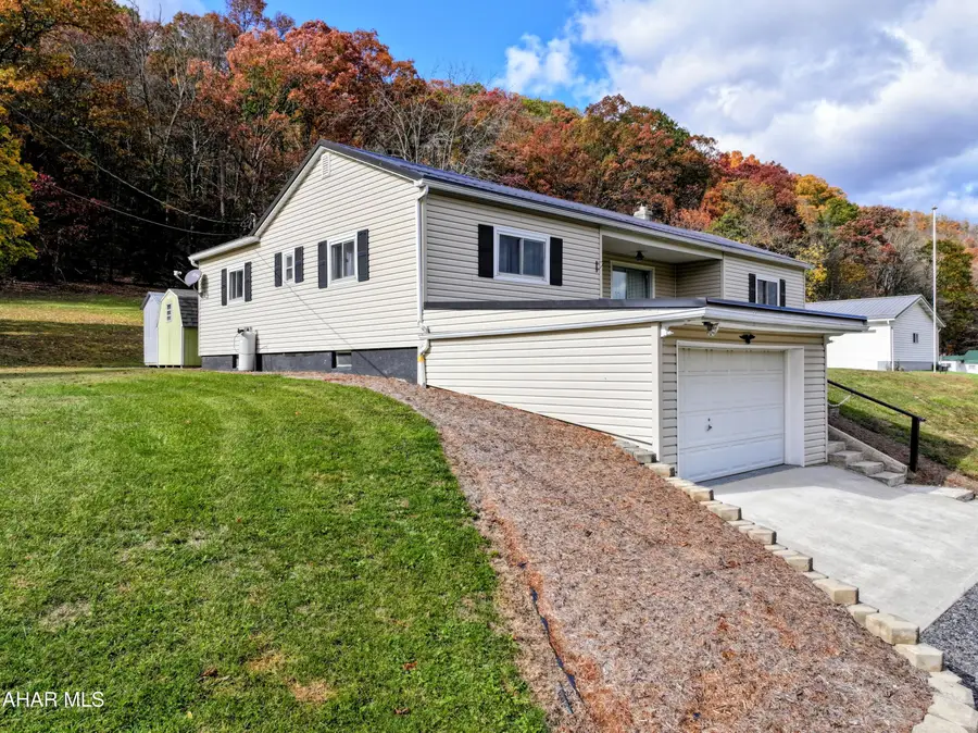 4769 Hyndman Road, Buffalo Mills, PA 15534 - #2