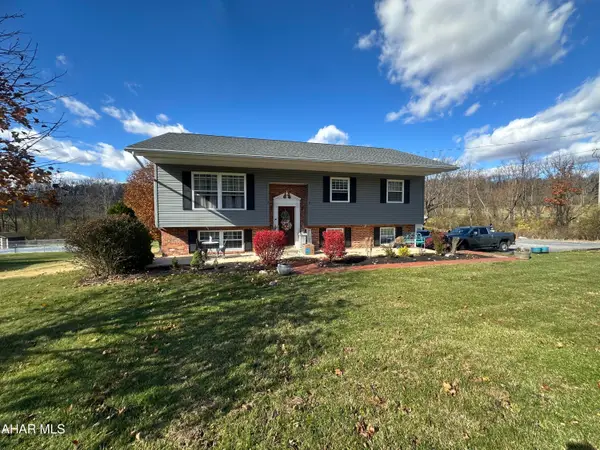 107 Axelle Street, Hollidaysburg, PA 16648