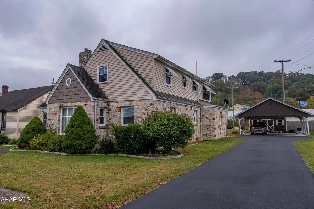 1210 Mount Vernon Avenue, Huntingdon, PA 16652 - #1