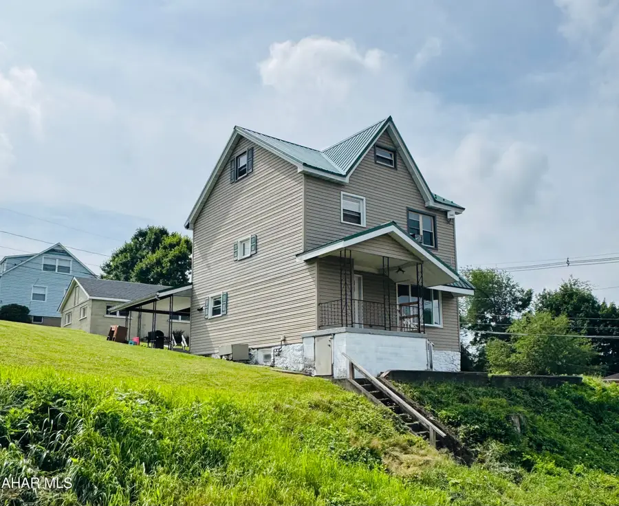 5017 Highland Park Avenue, Altoona, PA 16602 - #2