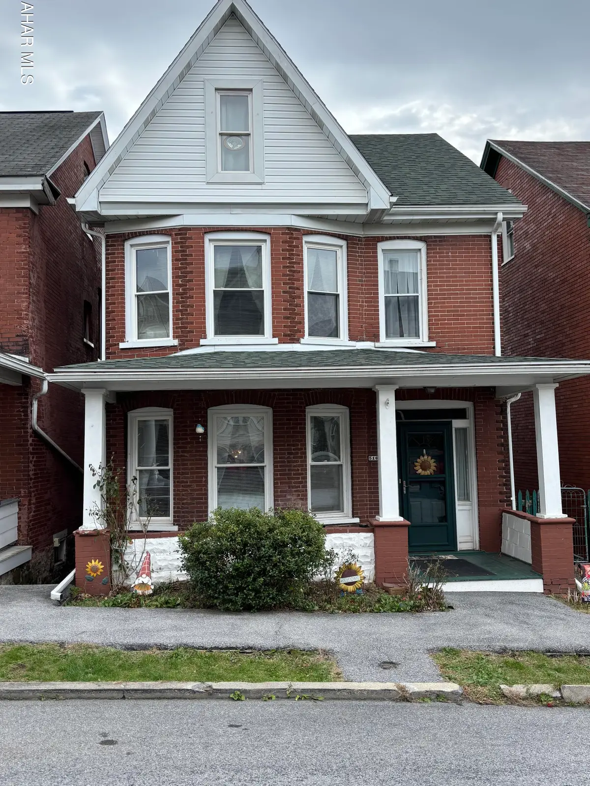 516 N 10th Avenue, Altoona, PA 16601 - #1