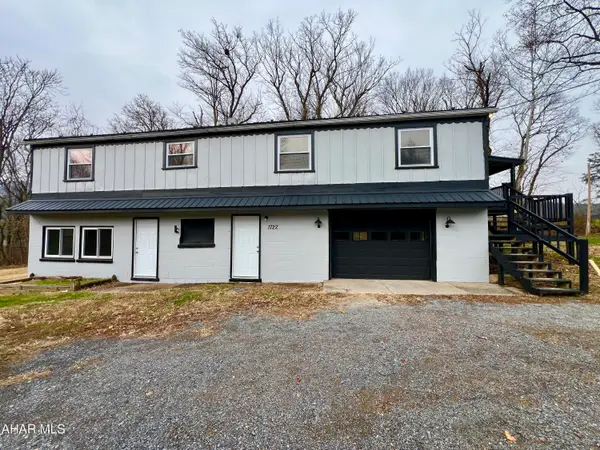 1722 Saxton Road, Saxton, PA 16678