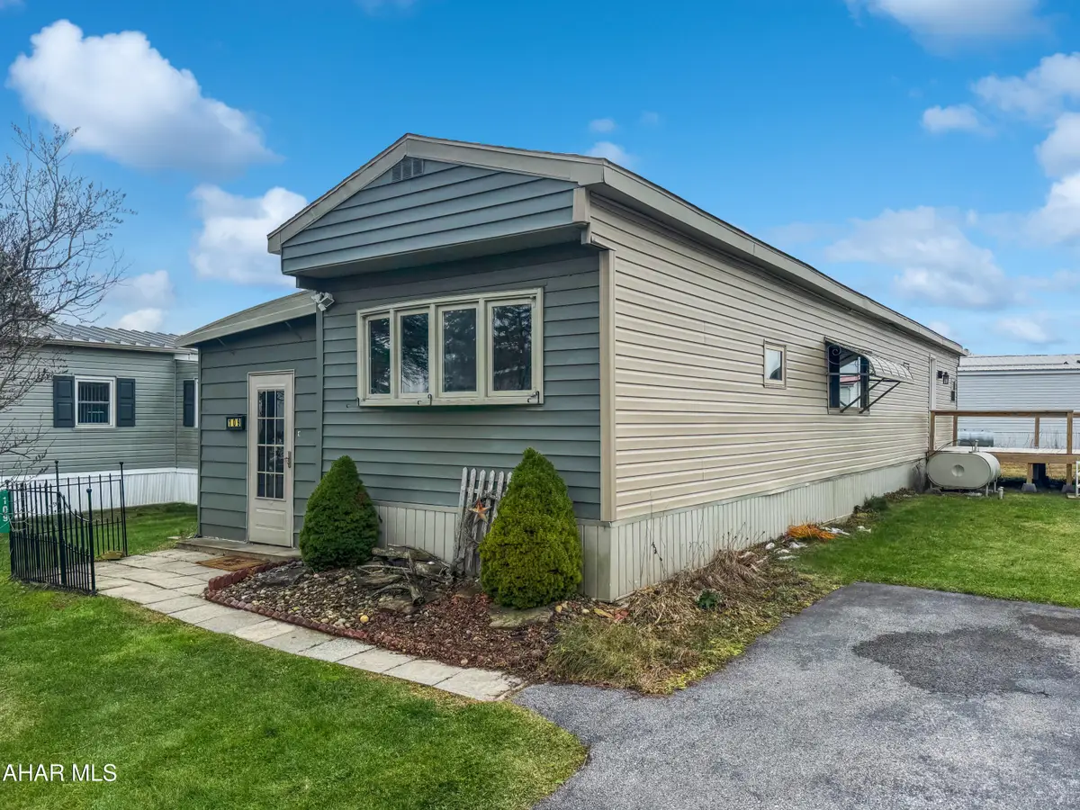 109 Short Drive, Ebensburg, PA 15931 - #1