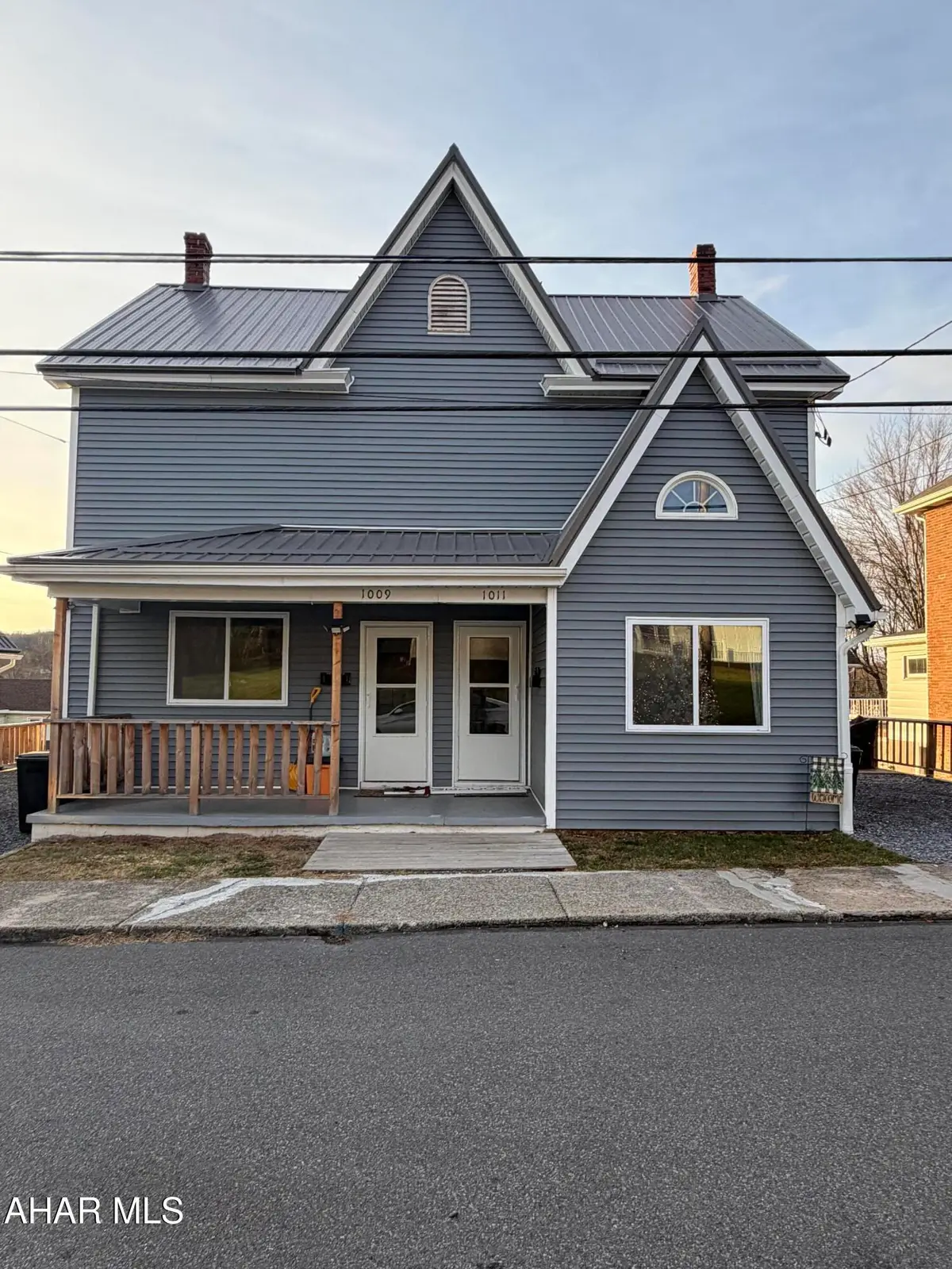 1009-1011 Main Street, Lilly, PA 15938 - #1