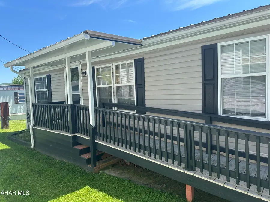 220 Bud Circle, Altoona, PA 16602 - #3