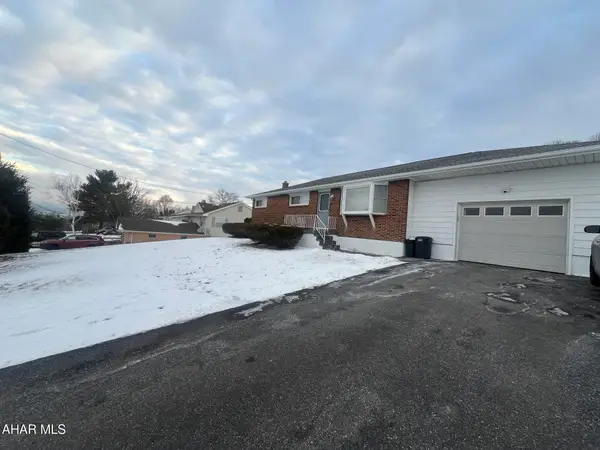 2220 Hixton Road, Duncansville, PA 16635