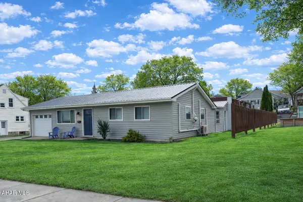 223 W John Street, Bedford, PA 15522