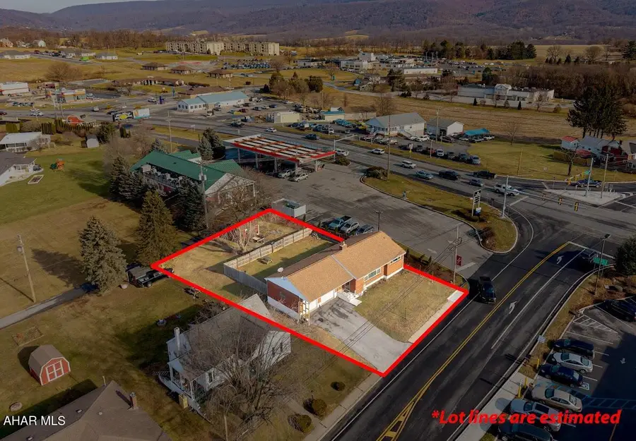 909 E Main Street, Roaring Spring, PA 16673 - #2