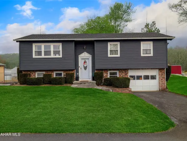 275 Market Street, Hyndman, PA 15545