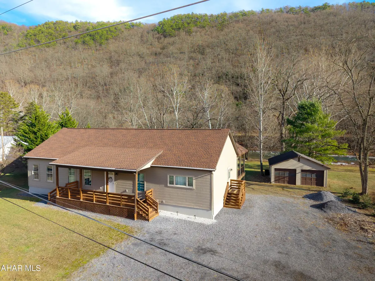 6714 Raystown Road, Hopewell, PA 16650 - #1