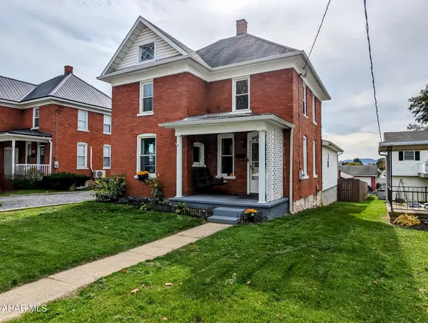 532 Maple Street, Roaring Spring, PA 16673