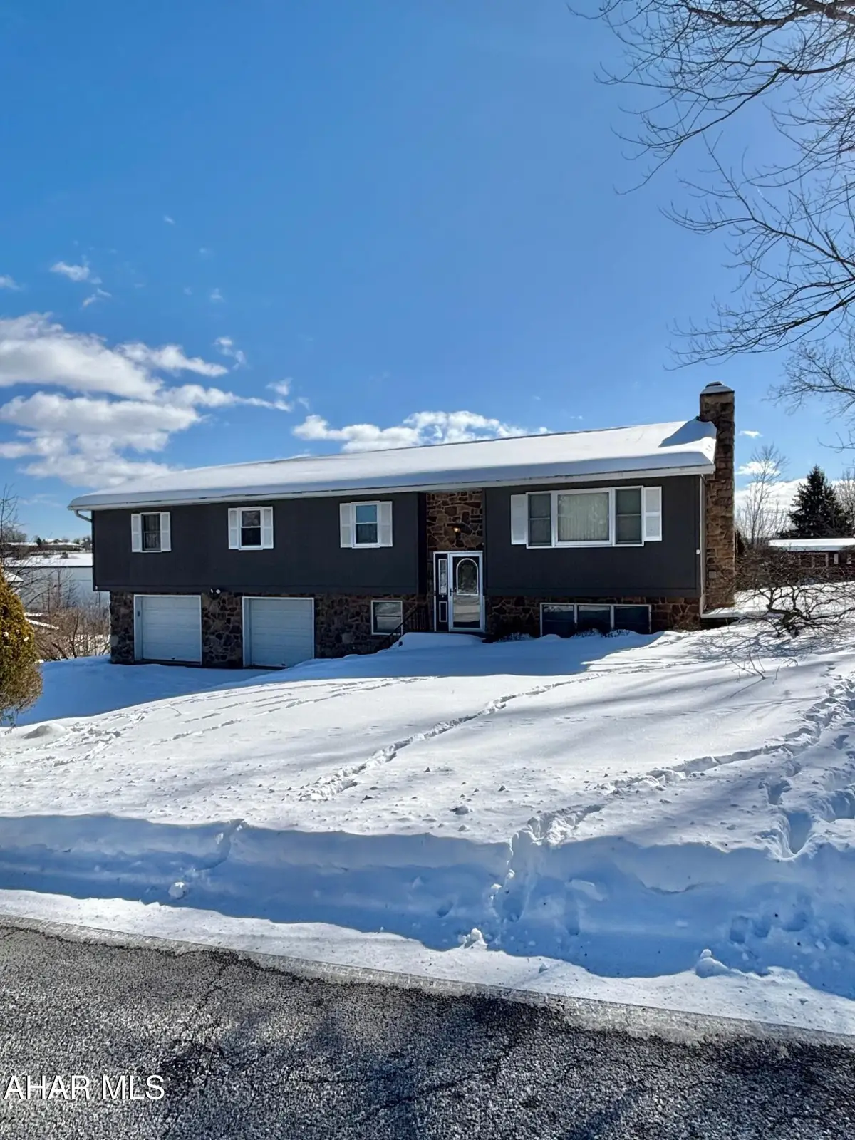 7 Hillside Drive, Duncansville, PA 16635 - #1