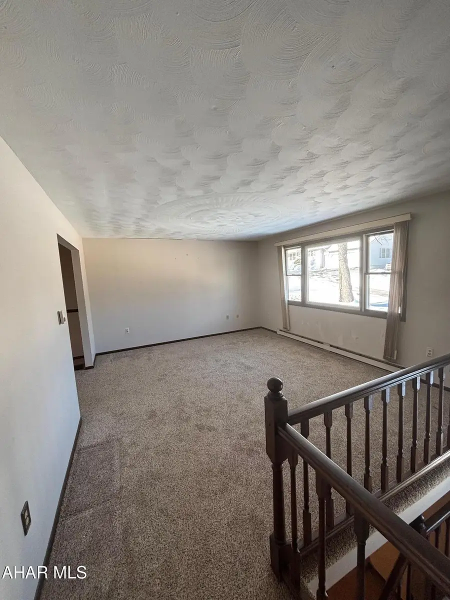 7 Hillside Drive, Duncansville, PA 16635 - #3