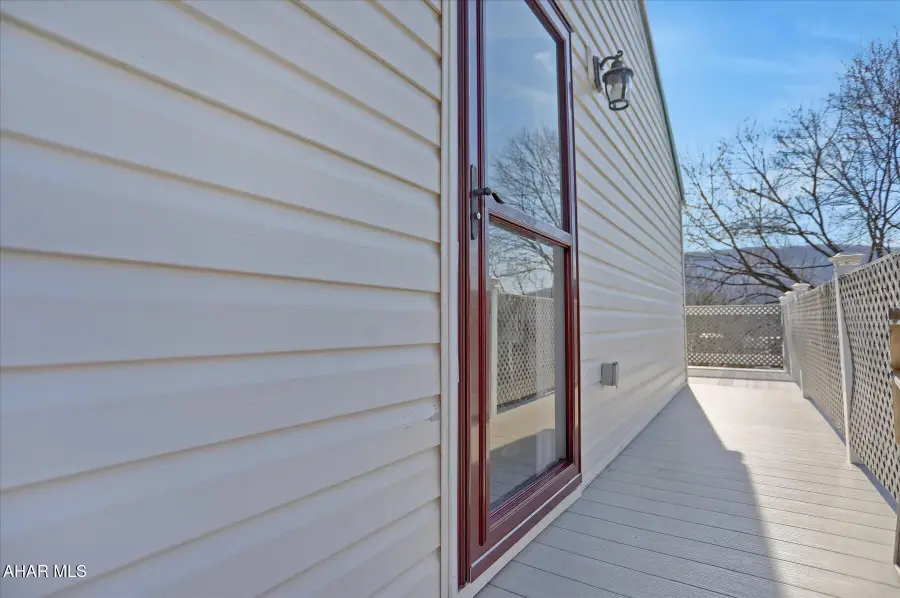 2230 Hillside Alley, Tyrone, PA 16686 - #2