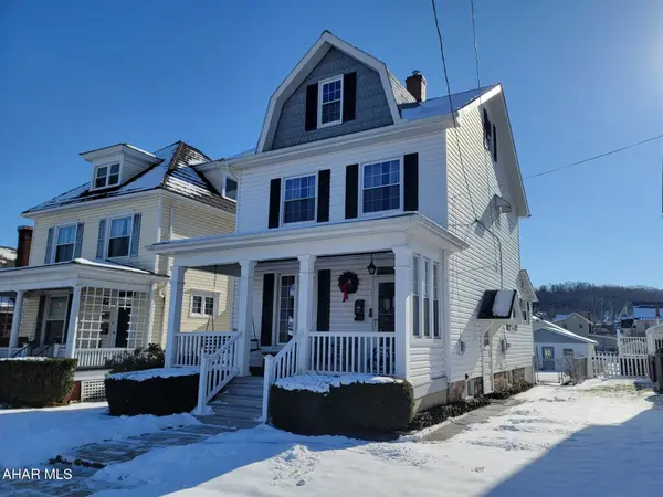 631 W 16th Street, Tyrone, PA 16686