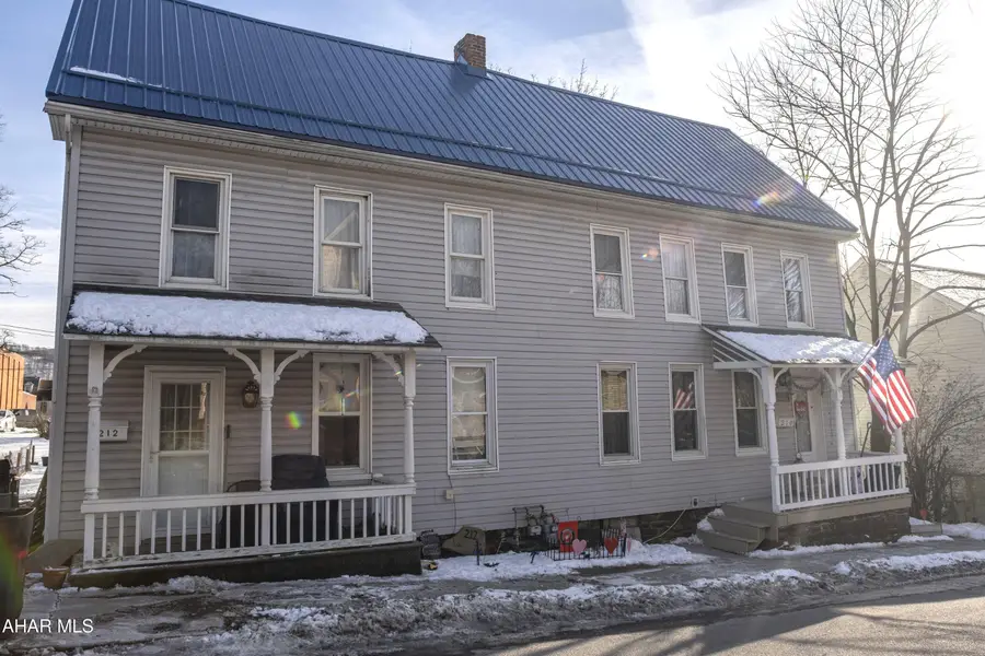 210-212 Walnut Street, Hollidaysburg, PA 16648 - #2