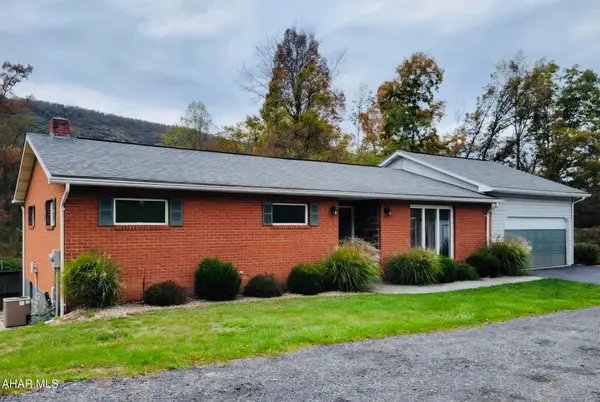 1997 Raystown Road, Everett, PA 15537