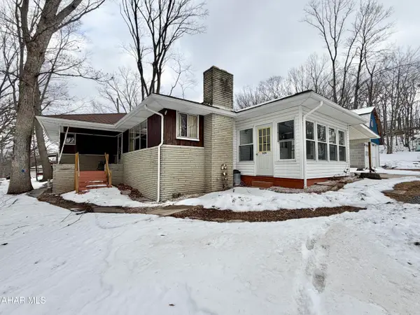 624 Raystown Road, Everett, PA 15537