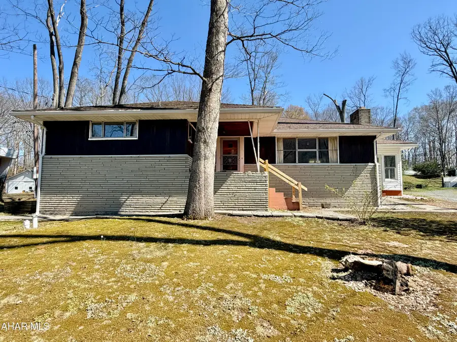 624 Raystown Road, Everett, PA 15537 - #2