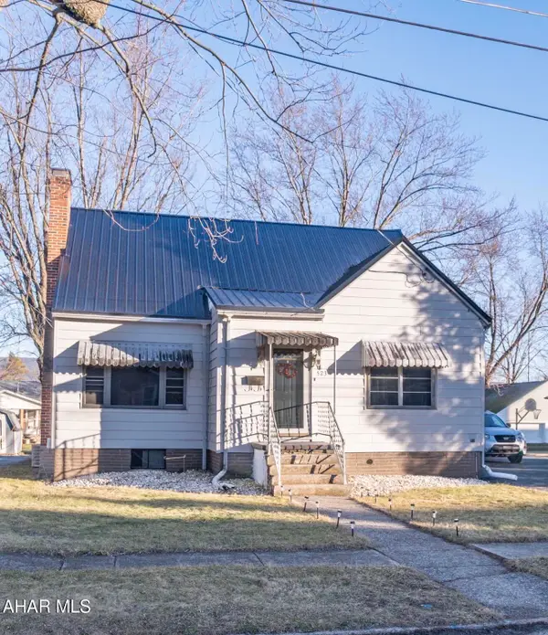 523 E Penn Avenue, Altoona, PA 16601