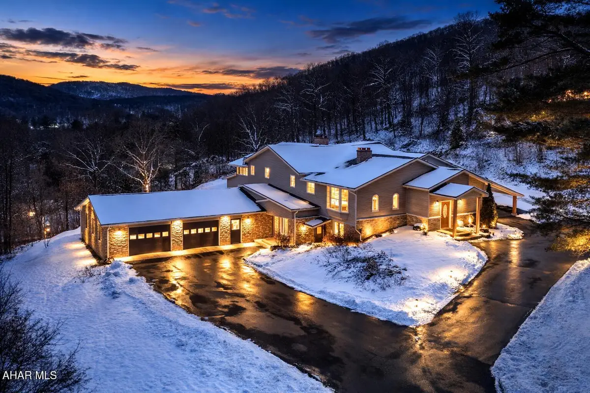 290 Mile Hill Road, Duncansville, PA 16635 - #1