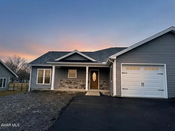 119 Red Tail Circle, Duncansville, PA 16635