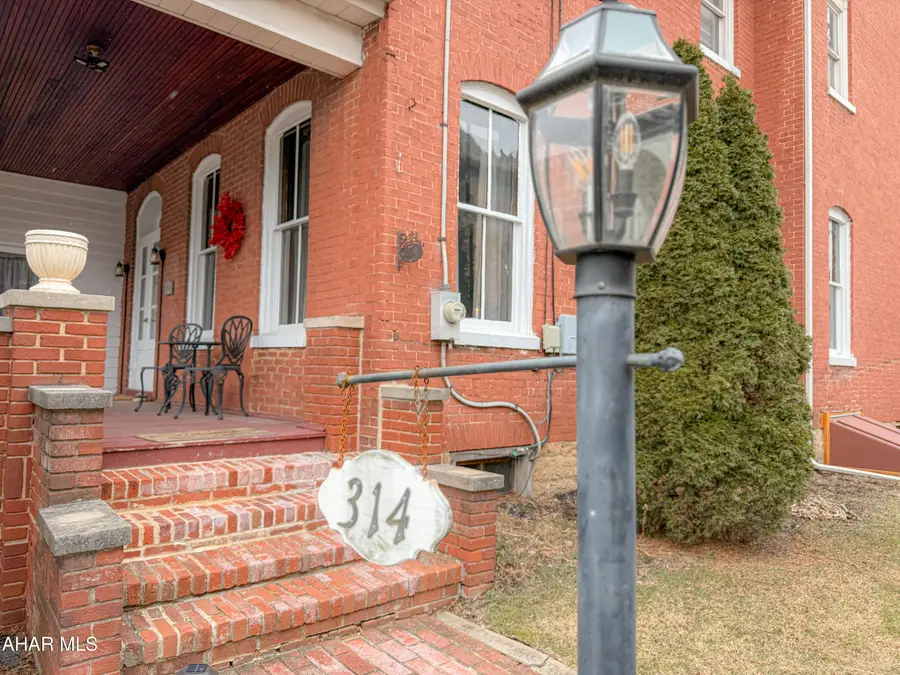 314 E Penn Street, Bedford, PA 15522 - #3