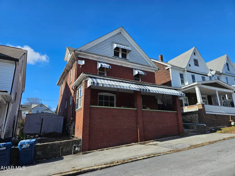 308 Cherry Avenue, Altoona, PA 16601 - #2