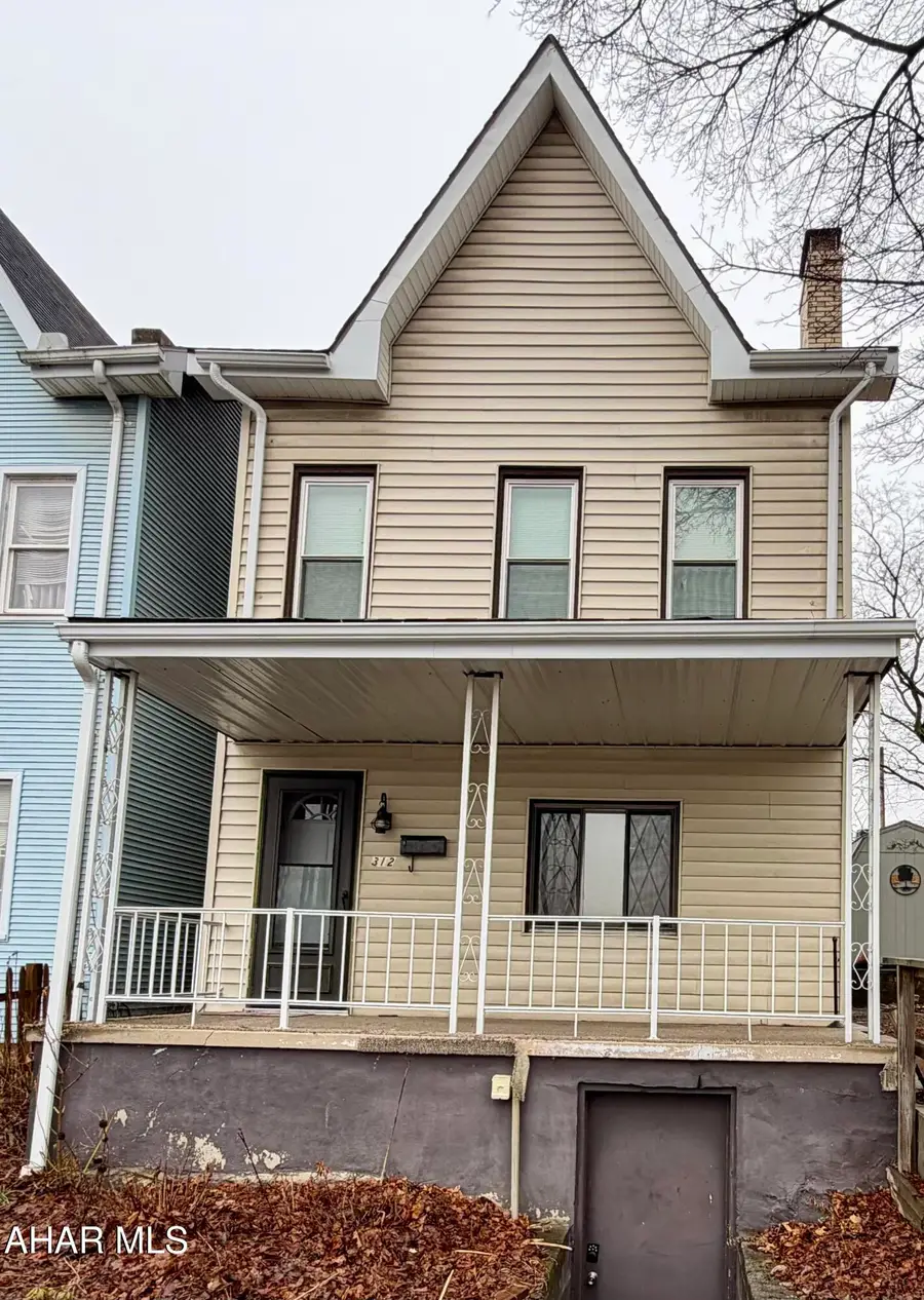 312 E Walton Avenue, Altoona, PA 16602 - #2
